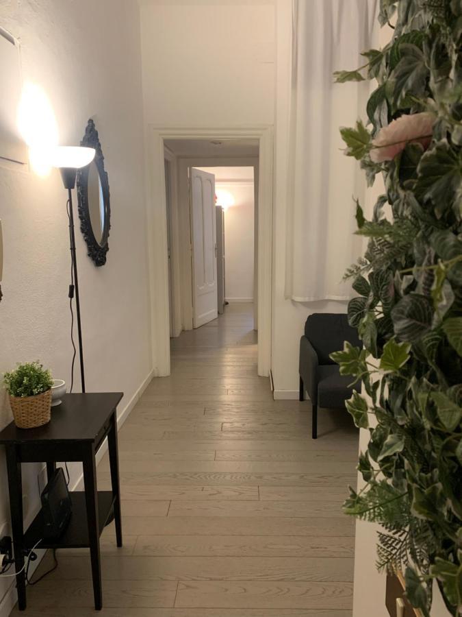 Mc - Piazza Mancini Apartment Rome Bagian luar foto