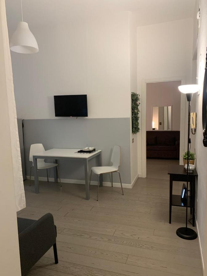 Mc - Piazza Mancini Apartment Rome Bagian luar foto